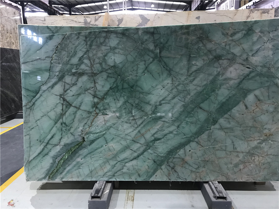 Natural quartz stone